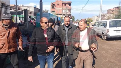 رئيس مدينة سيدي سالم يتفقد أعمال القافلة الطبية 