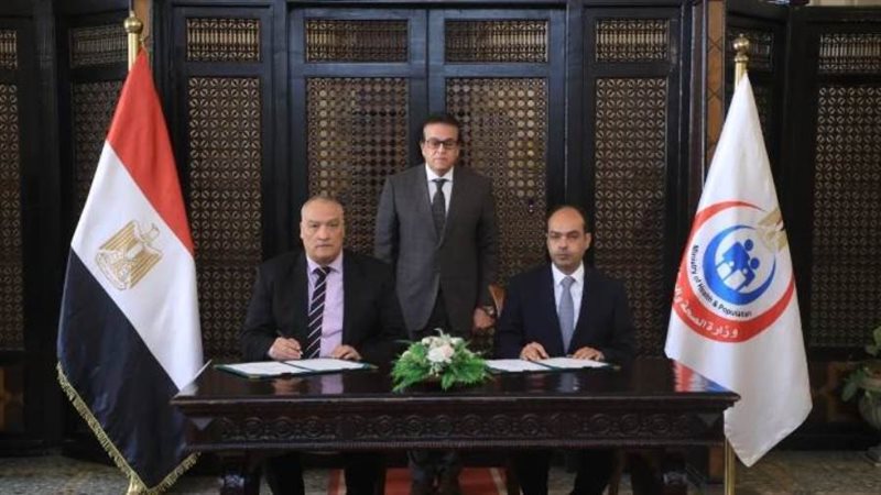 خلال توقيع بروتوكول