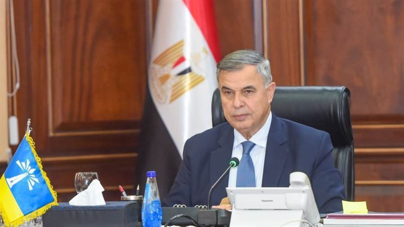 الفريق أحمد خالد