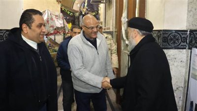 محافظ القليوبية يقدم التهنئة للإخوة الأقباط باحتفالات رأس السنة الميلادية