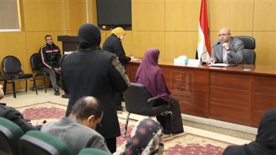 محافظ بني سويف يواصل اللقاءات لبحث مطالب احتياجات المواطنين وتوفير الحماية الاجتماعية