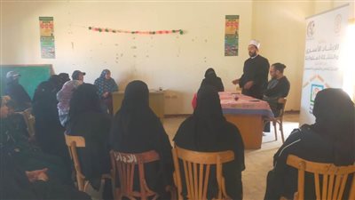 ندوة توعوية عن تنمية الأسرة المصرية وخطورة الزواج المبكر لوحدة السكان بالإسماعيلية
