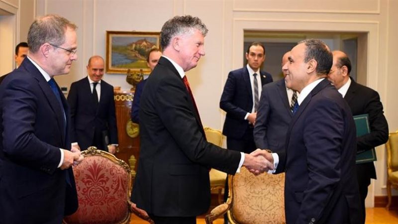 وزير الخارجية والهجرة