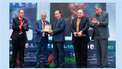 عاجل.. فريق طبي بالقصر العينى ينجح في تشخيص أول حالة نادرة في مصر لمرض VEXAS