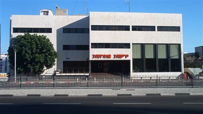 يديعوت أحرونوت: نتنياهو وافق على تفويض كاف لوفد التفاوض