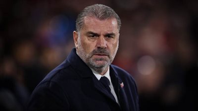 مدرب توتنهام يفتح النار علي البريميرليج !