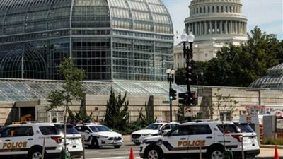 عاجل.. شرطة الكابيتول تشتبه في سيارة بمحيط مبنى الكونجرس الأمريكي