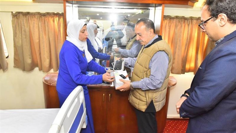 محافظ أسيوط يتفقد