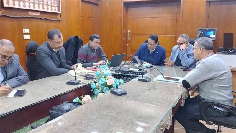 جانب من اجتماع تعليم