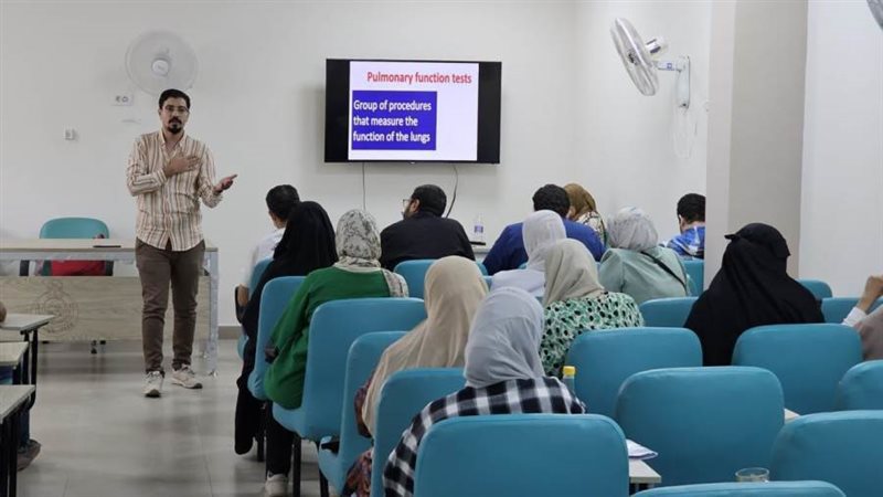 إحدى الندوات