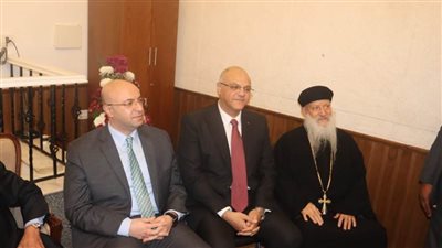 محافظ بني سويف يشهد قداس عيد الميلاد المجيد بالكنيسة الإنجيلية بقصر الدوبارة