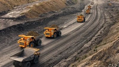 ثاني أكبر شركة لإنتاج الذهب بالعالم تهدد بوقف التعدين في مالي بسبب تعطيل العمليات بمنجمها