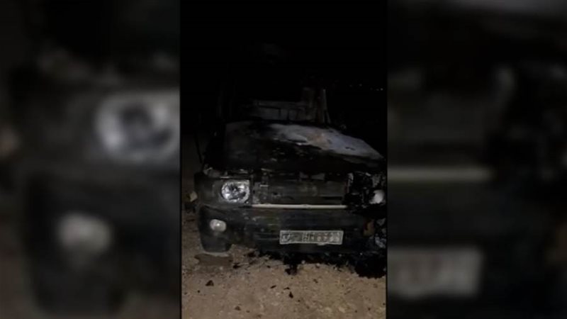 معدات مدمرة من ميليشيات