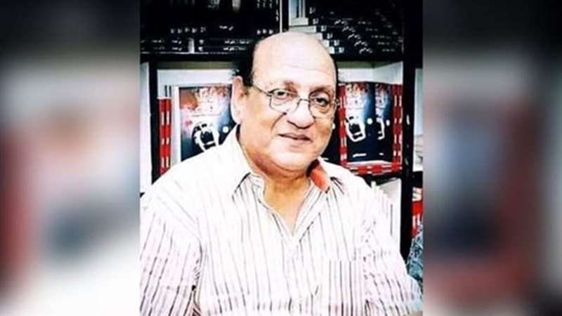 الكاتب والأديب عاطف