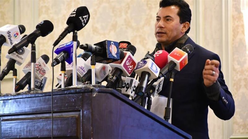 د. أشرف صبحى