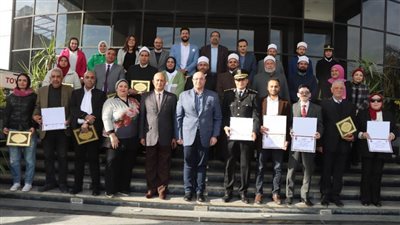 تكريم المشاركين في حملة الـ16 يوما لمناهضة العنف ضد المرأة ببني سويف