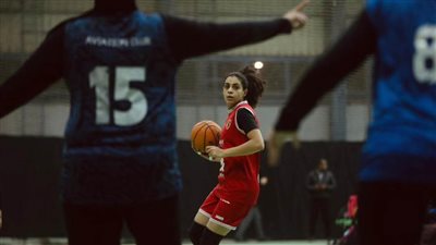 «سيدات سلة الأهلي» يفوز على الطيران في بطولة الدوري