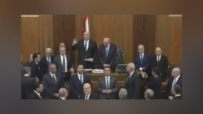 جوزيف عون يؤدي اليمين