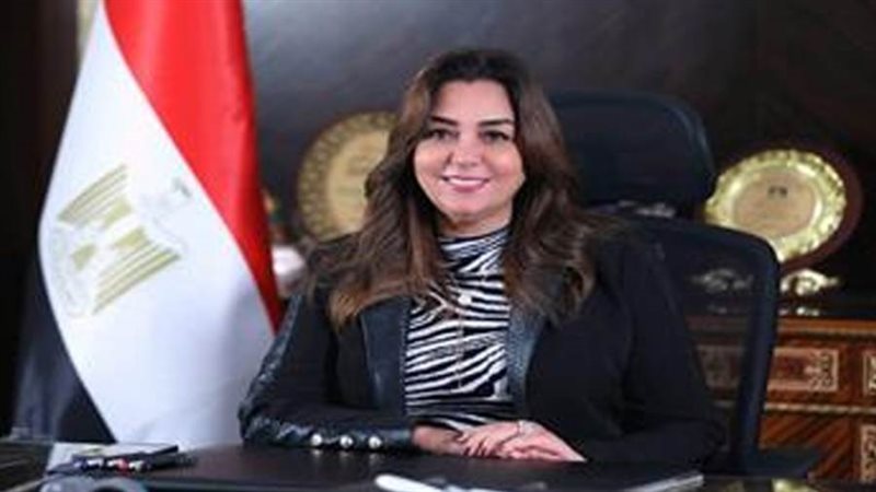 الدكتورة منال عوض