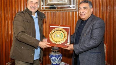 وزير قطاع الأعمال العام يلتقي محافظ الدقهلية في مستهل زيارته لشركة الدلتا للأسمدة بطلخا   