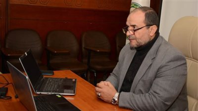 محاضرة لأئمة الهند بمنظمة خريجي الأزهر عبر الفيديو كونفرانس