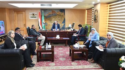 محافظ الفيوم يتابع نتائج تحاليل مياه بحيرة قارون