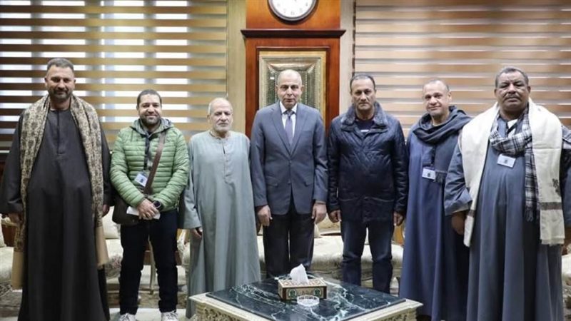 محافظ المنيا يلتقى