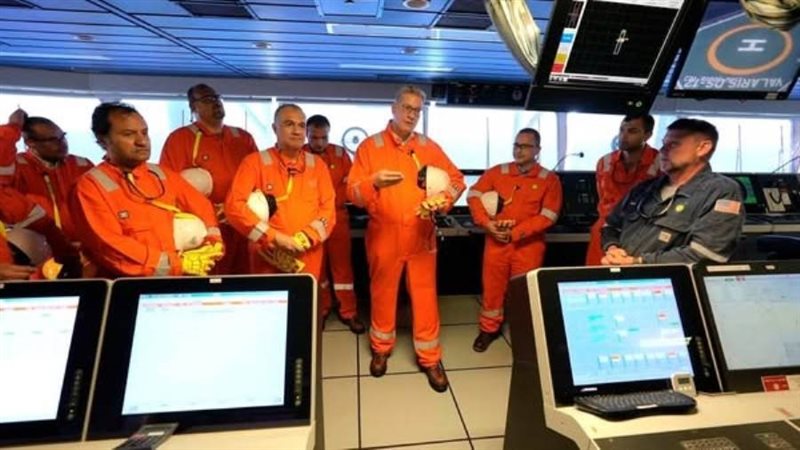 حفر بئرين لإنتاج