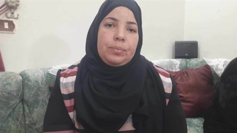 والدة ضحية زميله