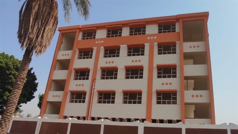 المدرسة الجديدة