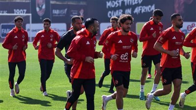 كولر يجتمع بالجهاز المعاون.. وتدريبات استشفائية للاعبين