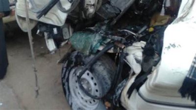 بالأسماء إصابة 10 أشخاص بحادث تصادم مروع بالطريق الزراعي 