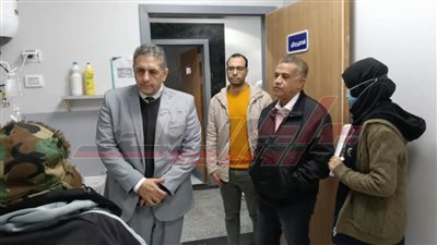 د محمد أبو السعد يفاجئ مستشفى الصدر بجولة تفقدية