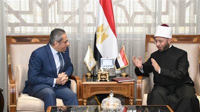 وزير الاوقاف يستقبل رئيس شركة العاصمة الإدارية 
