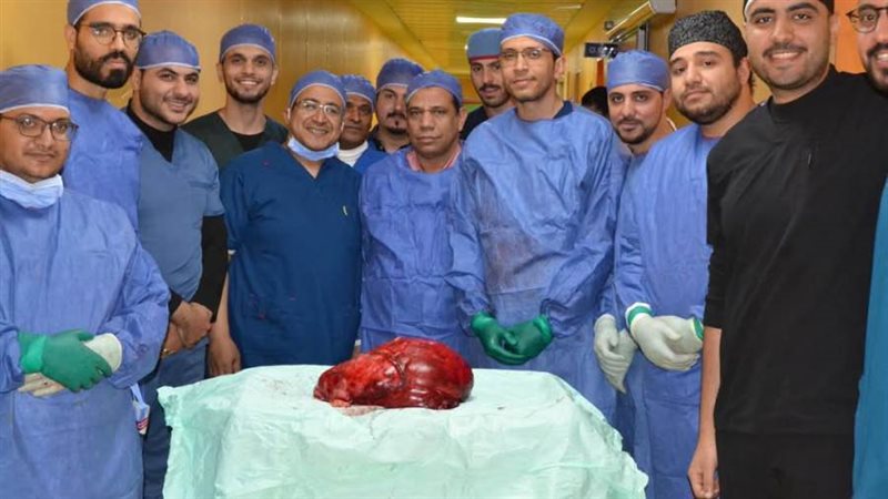 الفريق الطبي بمعهد