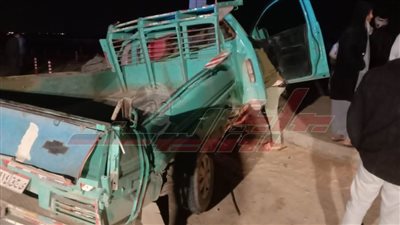 مصرع ٧ عمال وإصابة ٥ فى انقلاب سيارة نص نقل