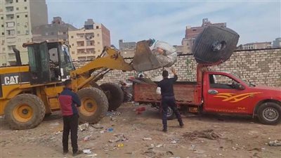 إزالة بؤر نباشين القمامة ورفع 100 طن من المخلفات والتراكمات بدمنهور