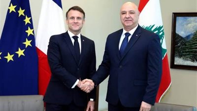 ماكرون لـ جوزيف عون: تضعون لبنان على طريق التعافي.. ومؤتمر دولي بباريس لإعادة الإعمار