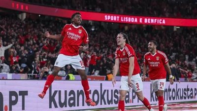 بنفيكا يطرد 