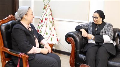 أمل عمار تستقبل نهاد أبو القمصان وتشيد بجهودها في خدمة قضايا المرأة