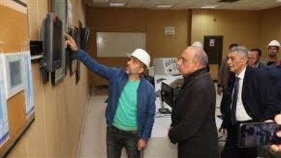 وزير الكهرباء يتفقد محطة توليد كهرباء عتاقة البخارية بالسويس