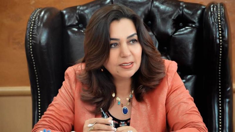 الدكتورة منال عوض