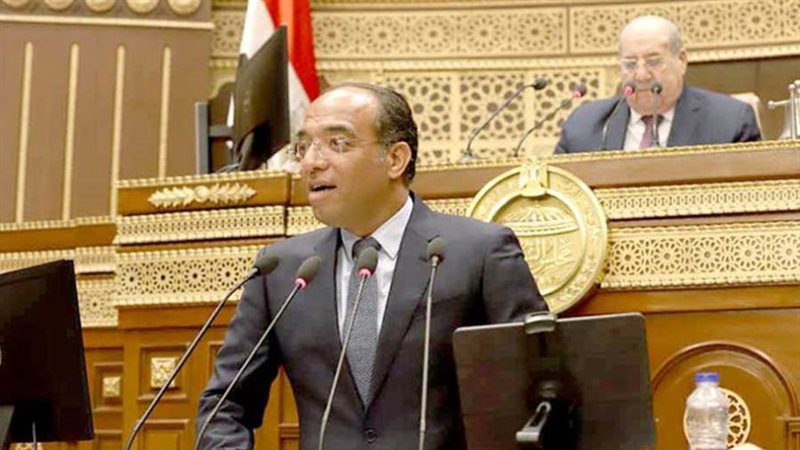 النائب على مهران