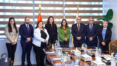 وزيرة التنمية المحلية تبحث مع الرئيس التنفيذي لهيئة فولبرايت مصر مجالات التعاون المشترك