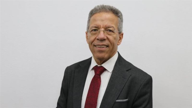 نقيب الأطباء د. أسامة