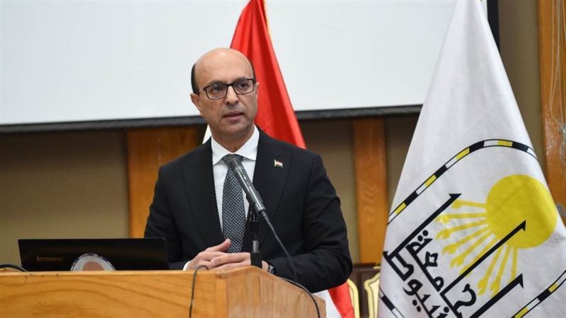 رئيس جامعة أسيوط