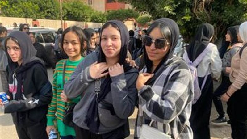 طلاب الشهادة الإعدادية