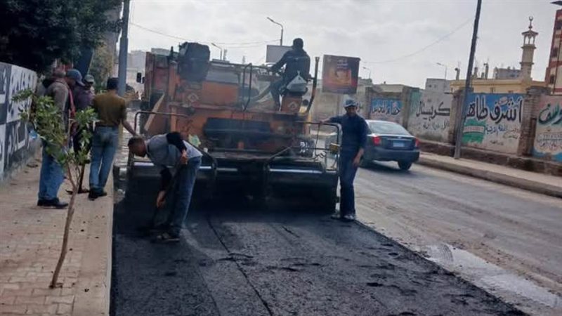 جانب من أعمال الرصف