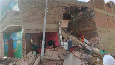 إصابة شخص إثر انهيار جزئي بأحد المنازل في أسيوط 