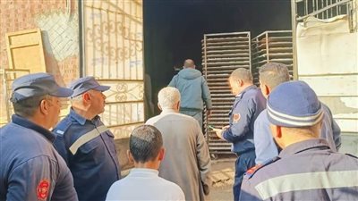 السيطرة على حريق بمصنع حلويات بدون ترخيص في كفر شكر